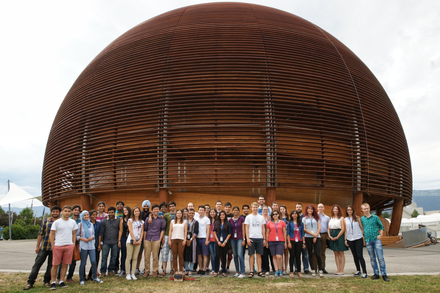 Applications open for 2017 CERN openlab student programme