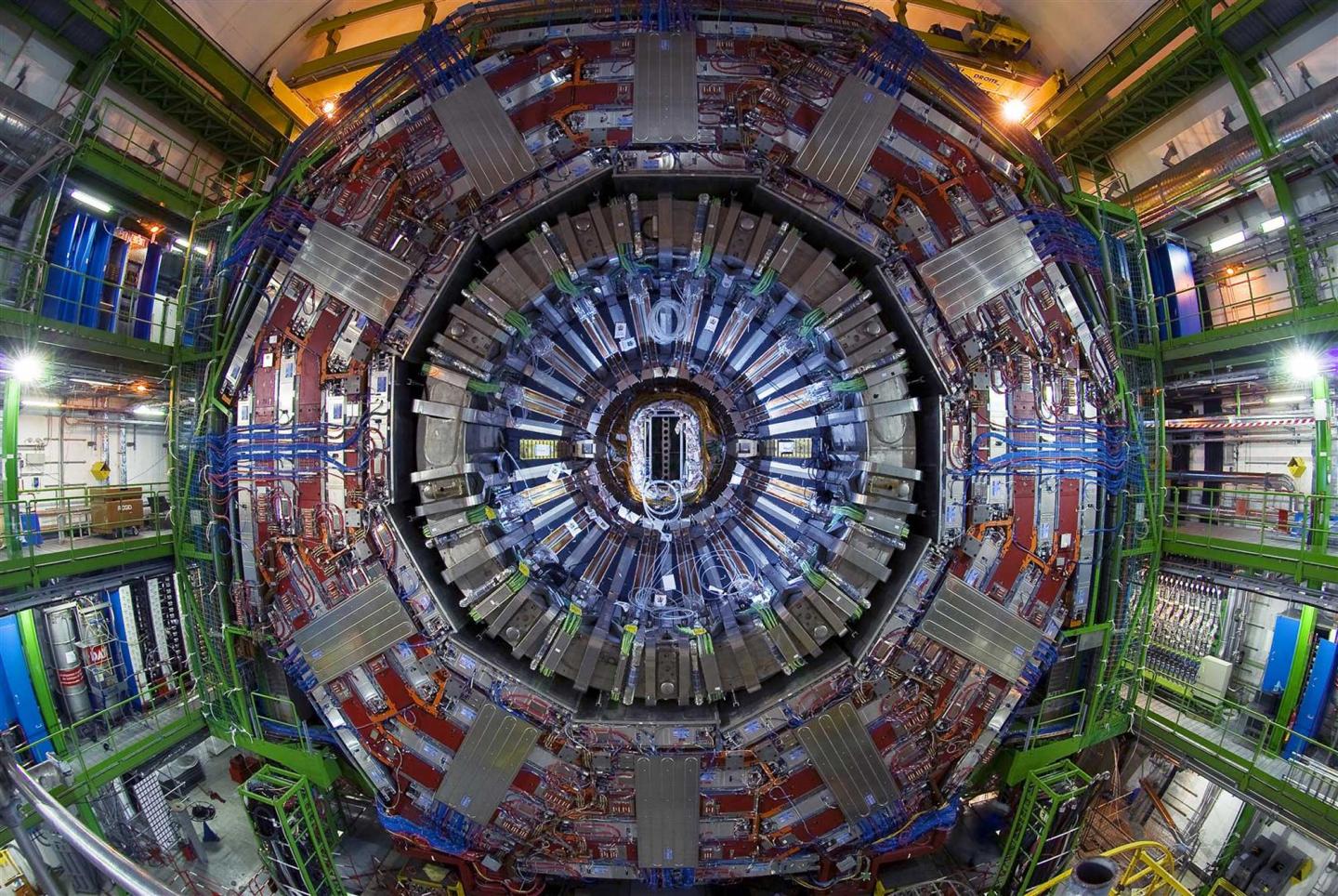 CMS pins down Higgs with first run data