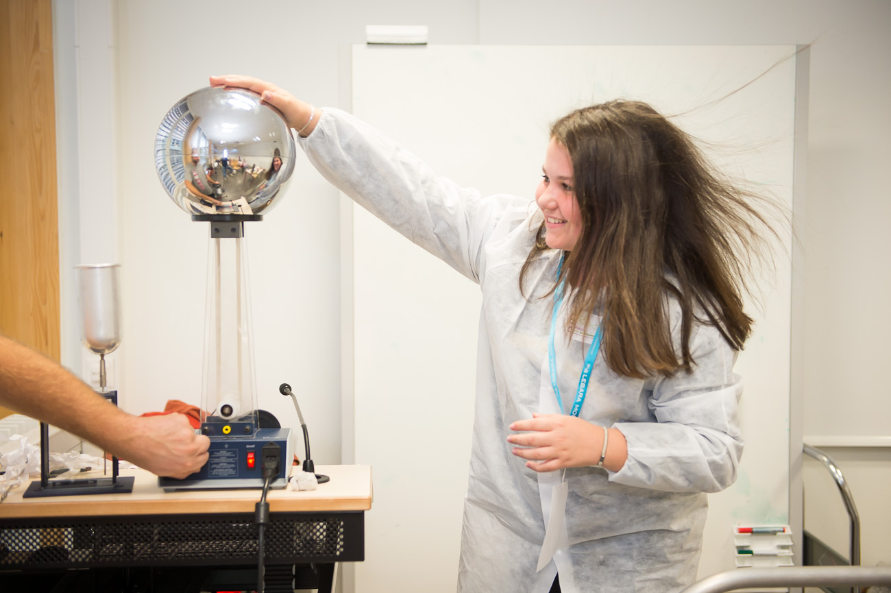 CERN women expand horizons for future female scientists