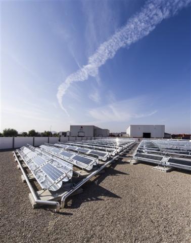 Major contract signed for supply of solar panels derived from CERN technology