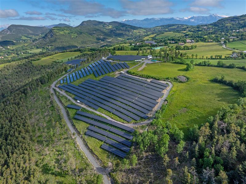 Aerial photo of the Voltalia Montclar solar power plant