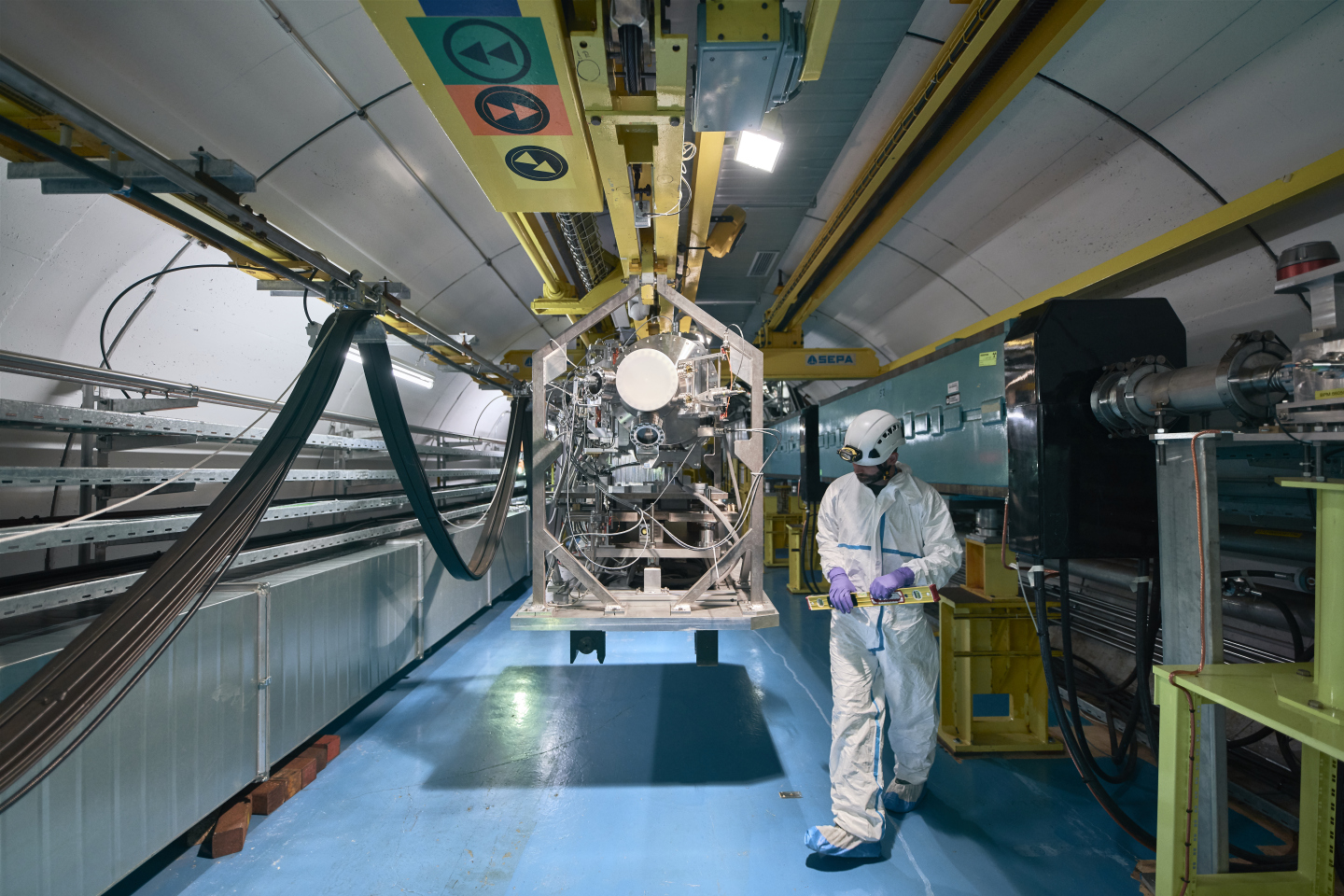 Installation of HRMT-45 at HiRadMat in the SPS tunnel (Image: CERN)
