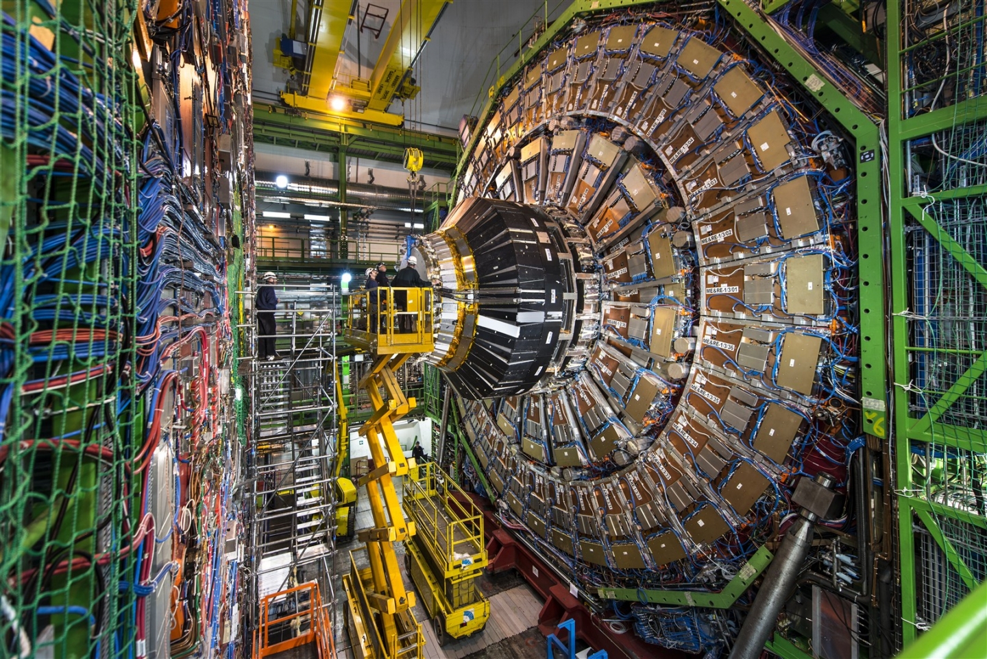LHC rocks the seesaw model | CERN