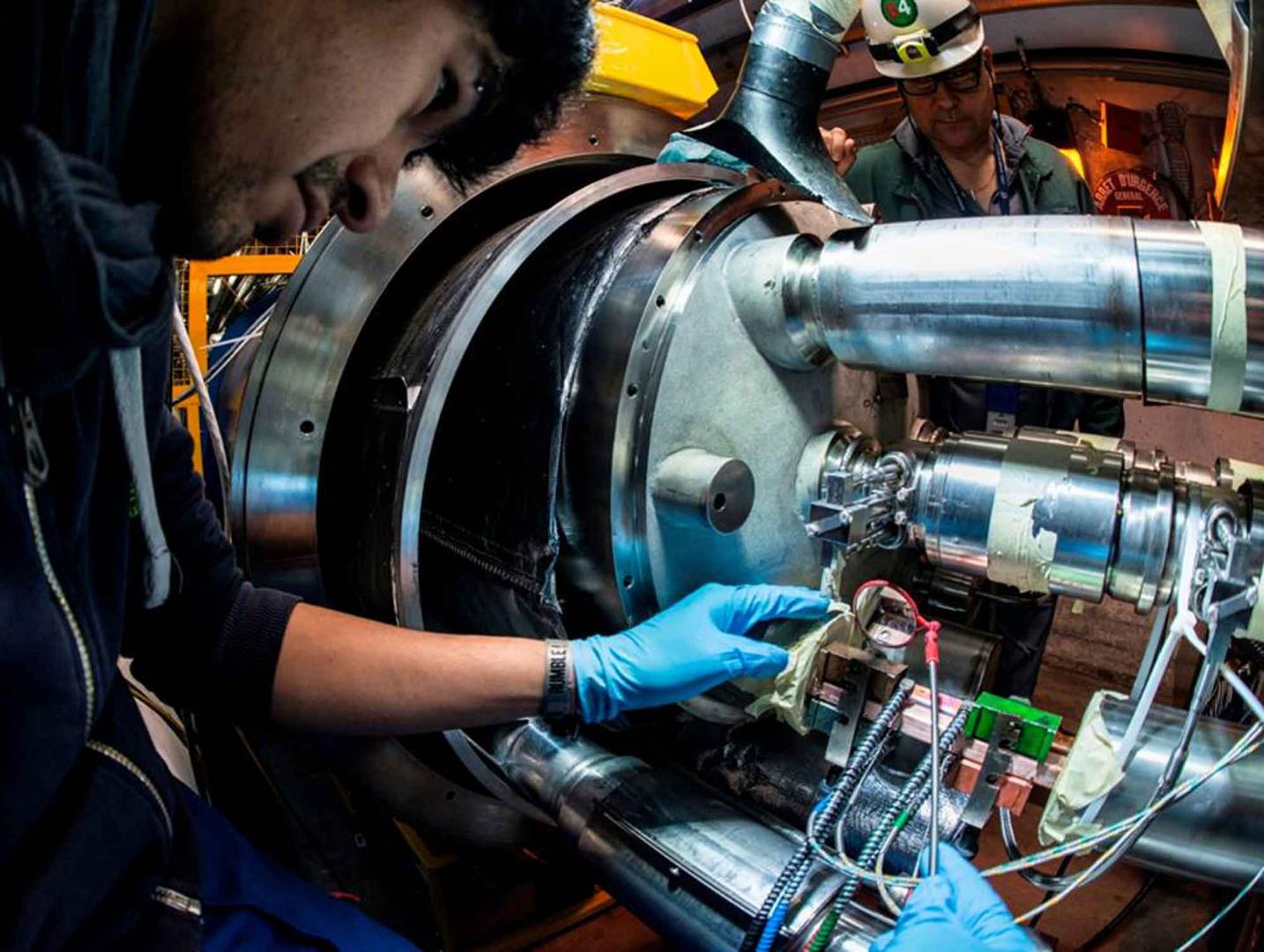 Consolidation du LHC : 27 000 shunts mis en place
