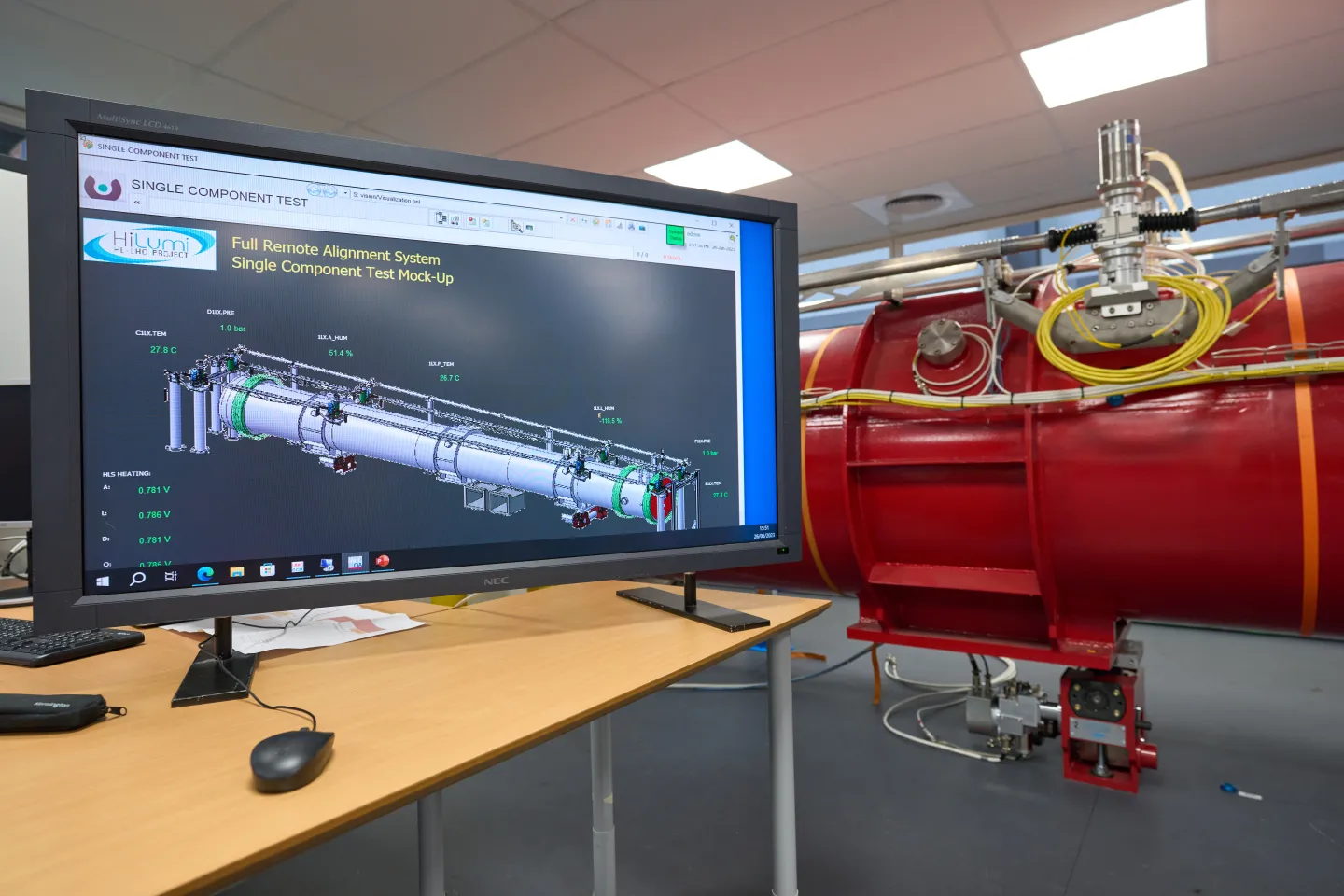 HL-LHC: successful tests validate a new remote alignment system for magnets