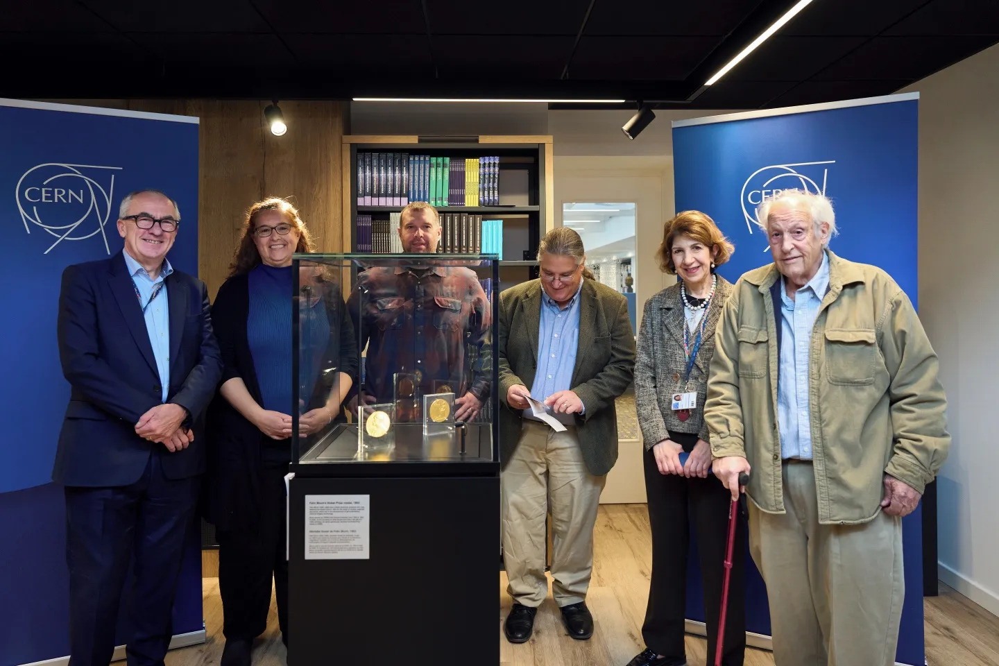 Felix Bloch’s Nobel medal now on display at CERN