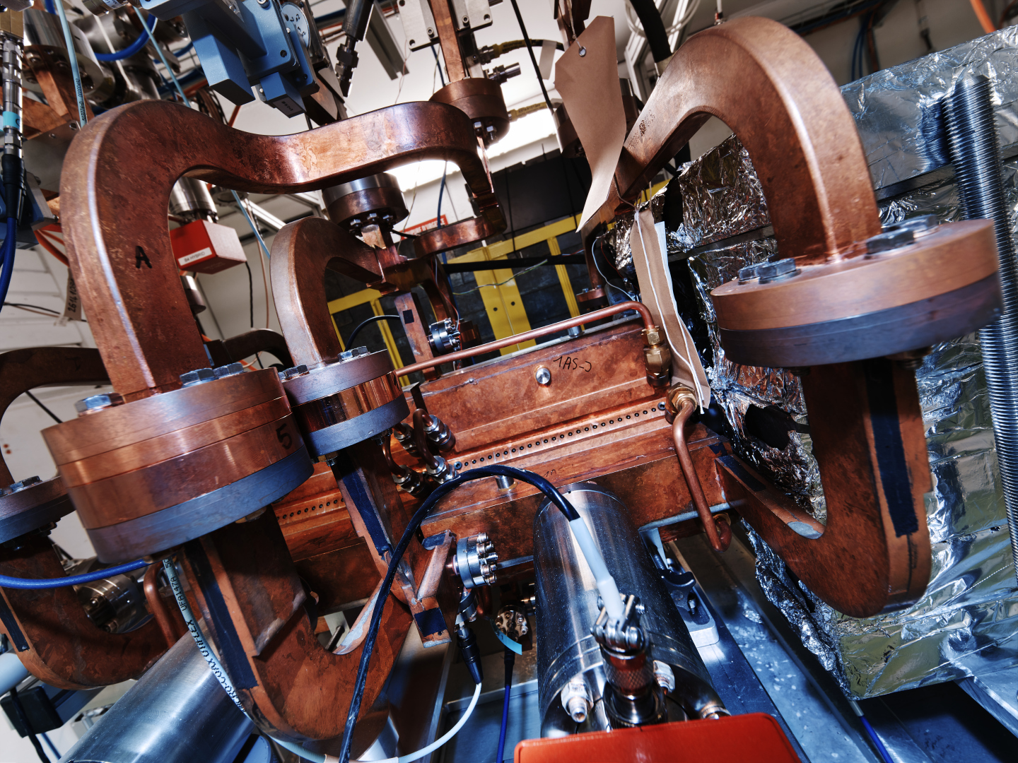 Le CERN et le CHUV collaborent en vue de la création d&rsquo;une installation pionnière de radiothérapie anticancéreuse