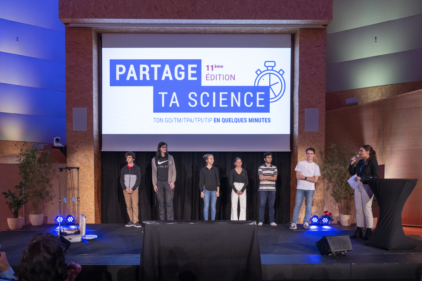 Six élèves de la région ont partagé leur science au Globe