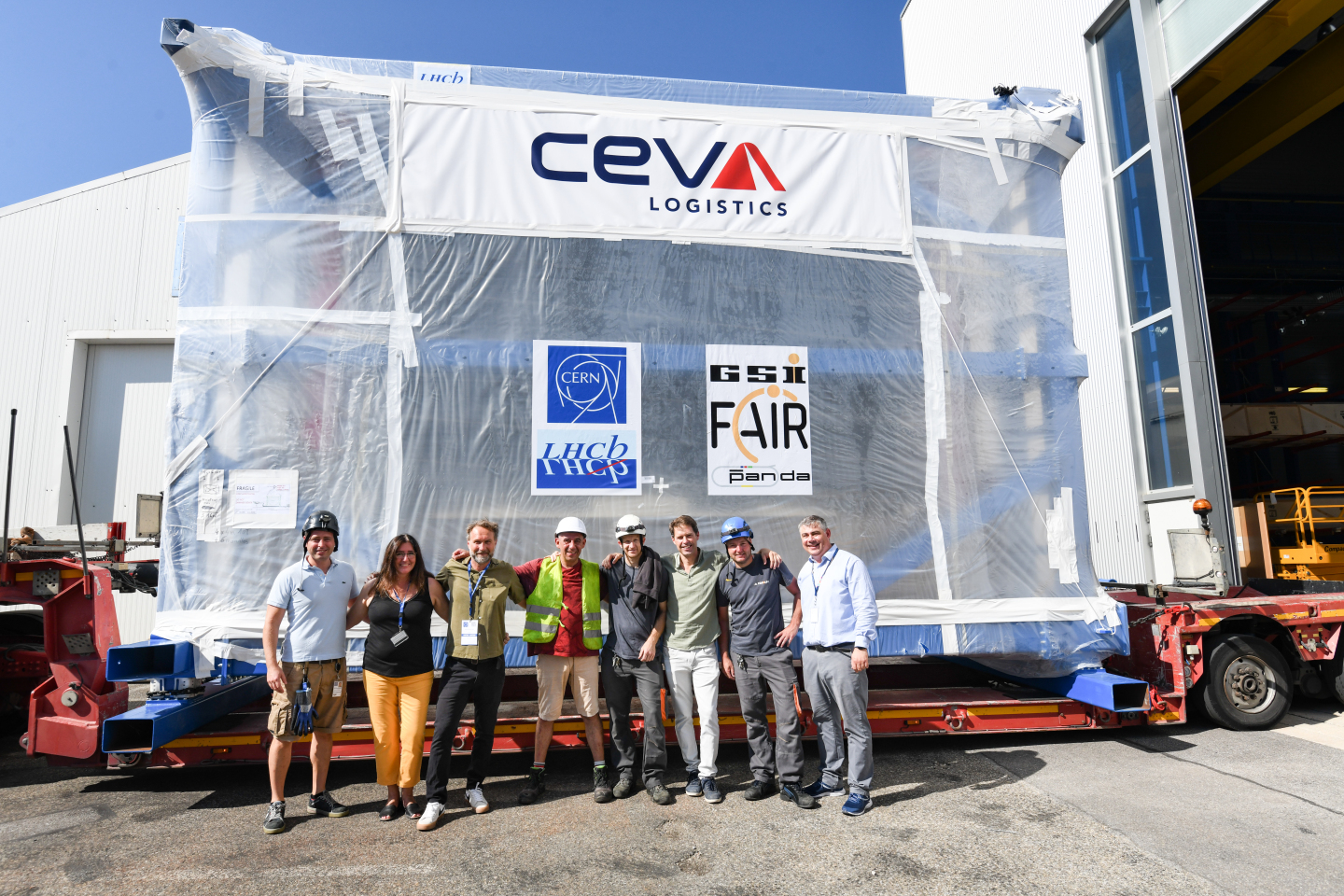 LHCb,Panda,GSI,Outer Tracker,Experiments and Collaborations