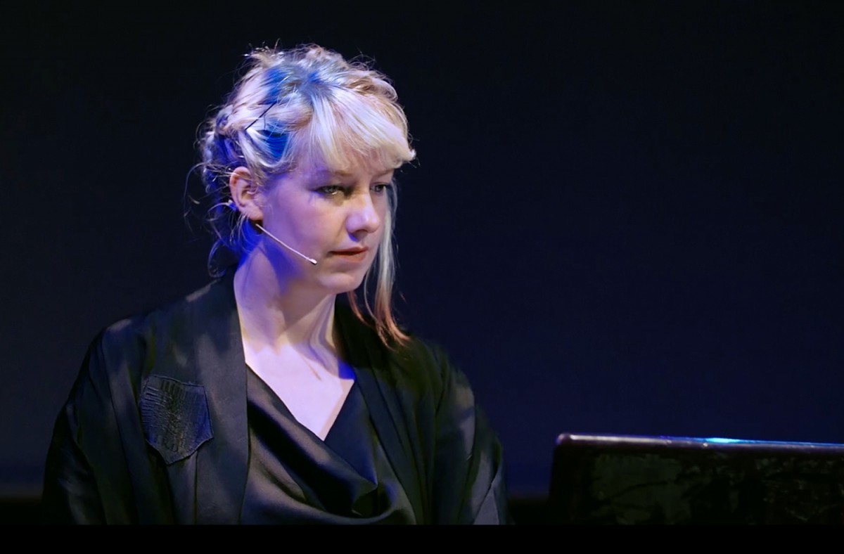 Rosa Menkman remporte le prix Collide International Barcelona