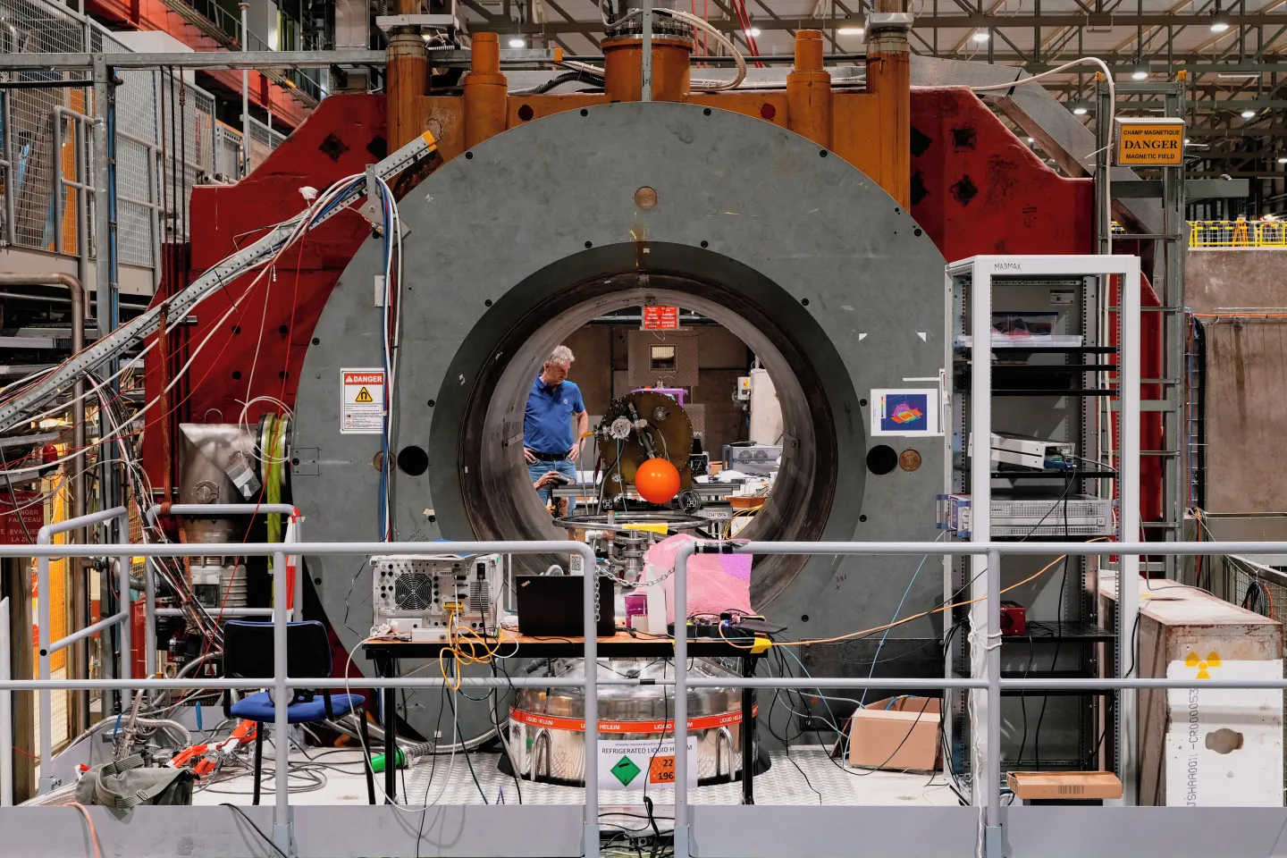 MADMAX at the forefront of the search for axions
