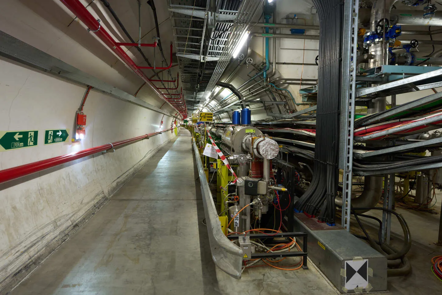 Observing accelerator resonances in 4D
