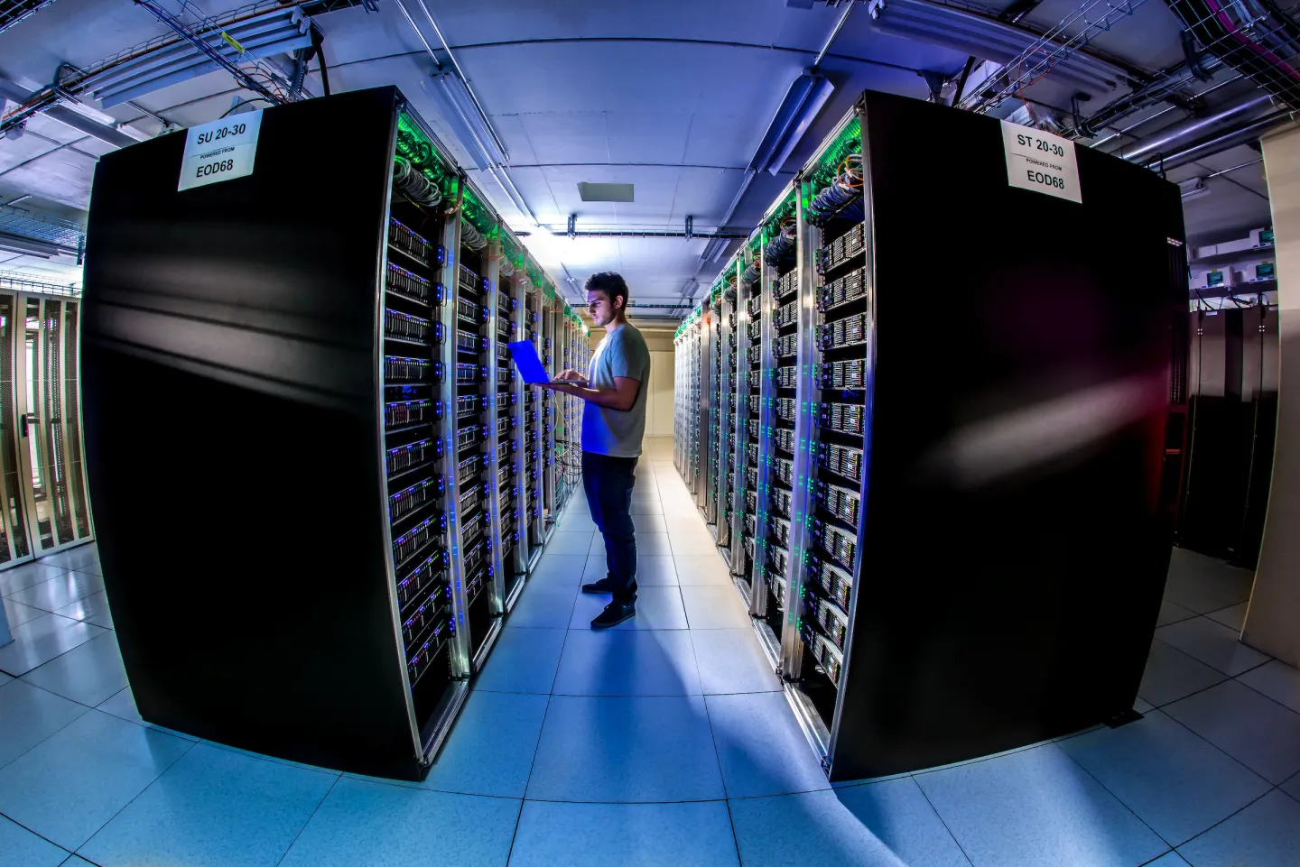 Les nouveaux défis informatiques de CERN openlab